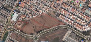 Terreno residenziale in Avenida mediterraneo 3. ¡oportunidad única de inversión en una zona estratégica!