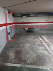 Lloguer Aparcament cotxe  Carrer de falguera. Plaça de pàrquing + traster