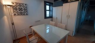 Rent Office space in Avenida cándido lobera 5. Oficina totalmente equipada en centro de negocios obs