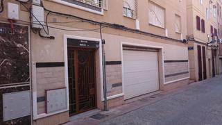 Pis  Calle teruel. Piso en centro ciudad,tres dormitorios, dos baños, 2º planta con