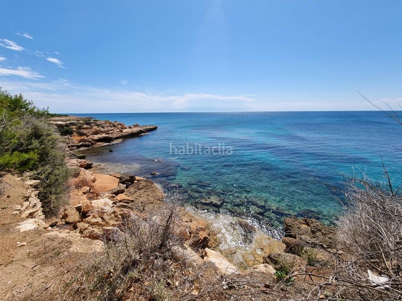 Foto ca342f5c-3a3a-4ad1-8bae-e7705590f312. Casa amb calefacció aparcament piscina a Les Tres Cales Ametlla de Mar (L´)