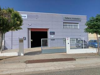 Nau industrial a Vandellòs i l´Hospitalet de l´Infant. Taller automovil muy bien ubicado en la zona industrial de lhosp