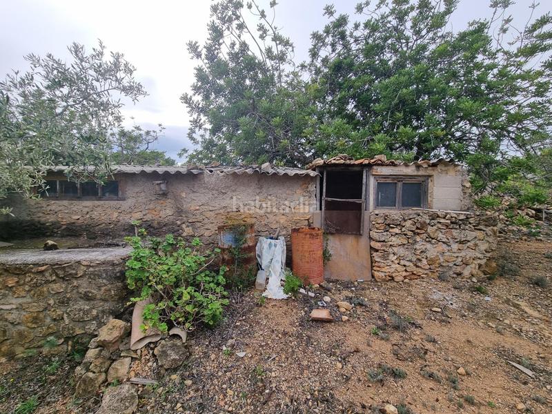 Foto c12845f6-507b-421f-8bd1-6d09d0b45b00. Masia a Perelló (El)