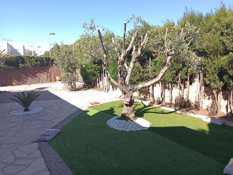 Foto bdef4055-d2a1-45f0-97e6-8b76b7d54cdb. Xalet amb aparcament piscina a Calafat Ametlla de Mar (L´)