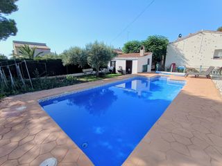 Chalet  Calle rovello del-3 cales. Bonita villa individual con piscina, cocina de verano y jardín c