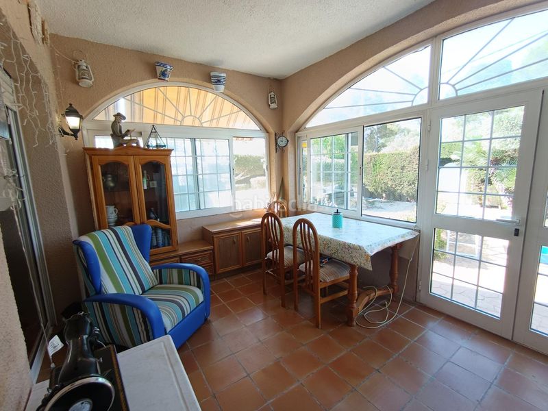 Foto aabe8e1f-cc16-4649-a4fd-8c0b439c8346. Xalet amb aparcament piscina a Les Tres Cales Ametlla de Mar (L´)