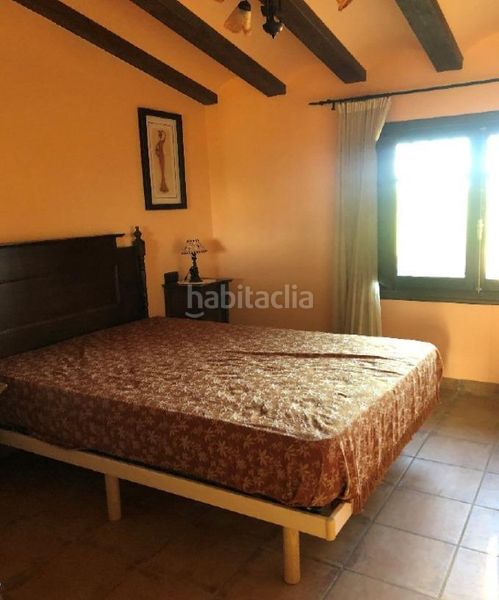 Foto 3f4c06a0-9c6a-4da0-a2cd-3e2be983e246. Masia amb aparcament a Camarles