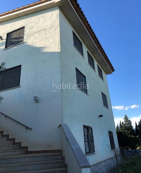 Foto 9bb80d25-2e6d-4f9b-b3b5-e3274835c2a6. Masia amb aparcament a Camarles