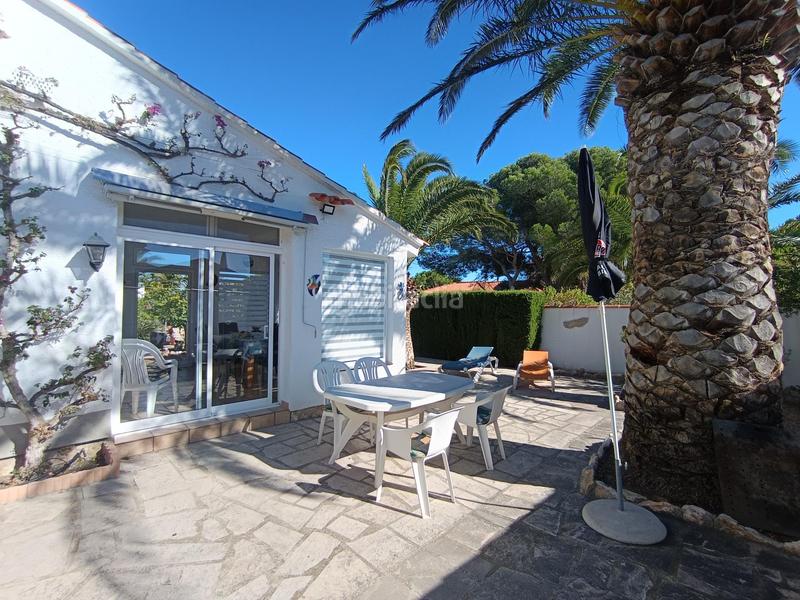 Foto f984d87b-78d3-4076-a3b6-853da9a1db4e. Casa amb aparcament a Les Tres Cales Ametlla de Mar (L´)