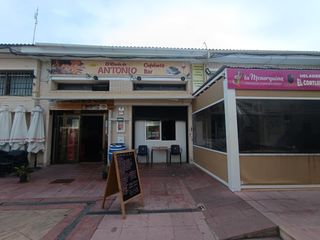 Traspàs Local Comercial  Avenida tres cales de les-3 cales. Se traspasa negocio único en les tres cales restaurantebrasería