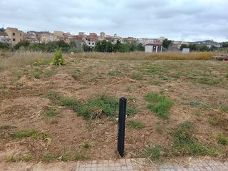 Wohngrundstück in Perelló (El). Inversiones con visión terreno urbano disponible en el perelló