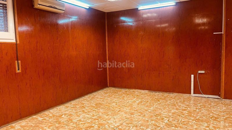 Foto dadff3b7-df32-4906-b45c-454ac0300d60. Local comercial a Ferreries Tortosa