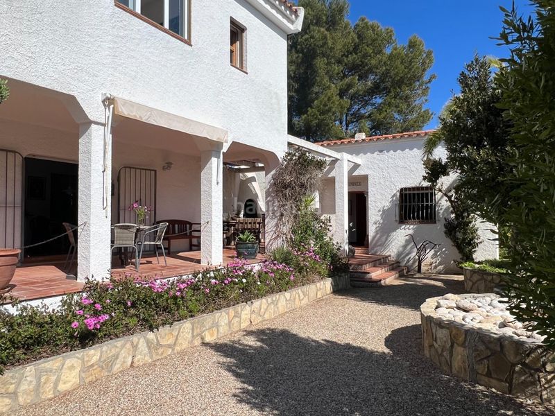Foto db8f4899-9668-48c1-bfda-df2f8fce0f1c. Casa amb calefacció aparcament piscina a Les Tres Cales Ametlla de Mar (L´)