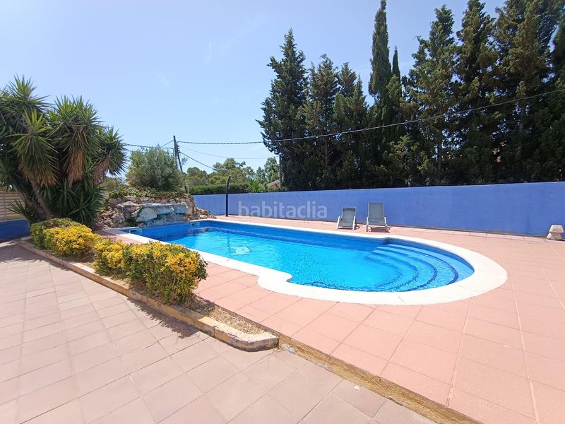 Foto 13ae00df-57a8-44df-bdd4-f2ba35f7be6d. Casa  con piscina y jardín cerca de las playas, ideal para inversión con licencia turística en Ametlla de Mar (L´)