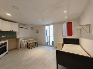 Piso  Carrer del malnom. Junto rambla del raval, buen estado, 1 dormitorio