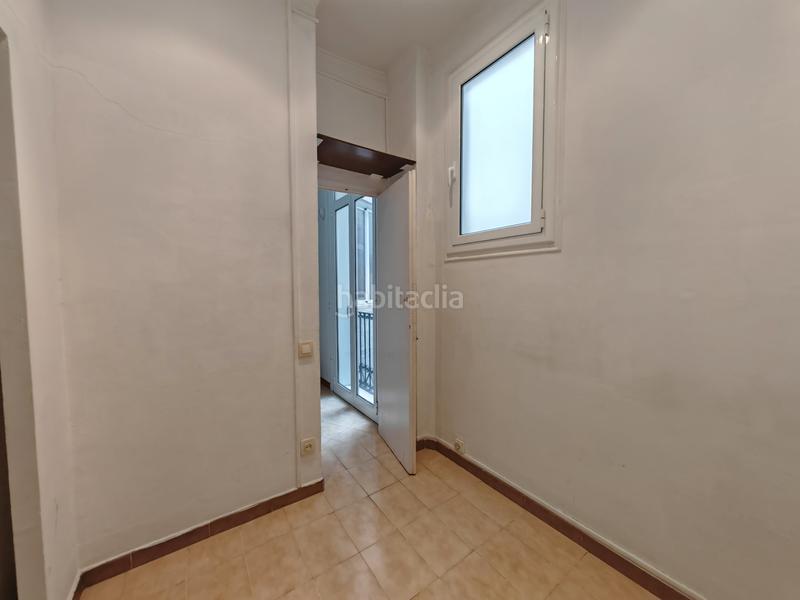 Foto 3a06d597-7cbc-4669-acd2-a9e86bd814ef. Piso exterior, amplio, en buen estado en Raval Barcelona