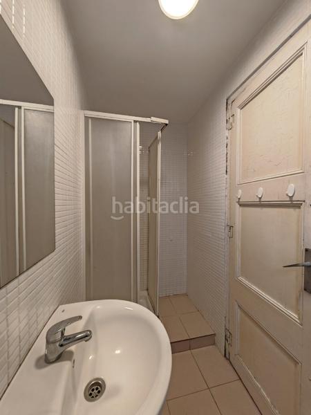 Foto 876ef880-02ee-4a77-8719-cd8d6fd9fa1d. Piso exterior, amplio, en buen estado en Raval Barcelona