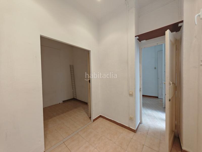 Foto ac99dd1e-0d8d-4dac-98f5-956ce0beca17. Piso exterior, amplio, en buen estado en Raval Barcelona
