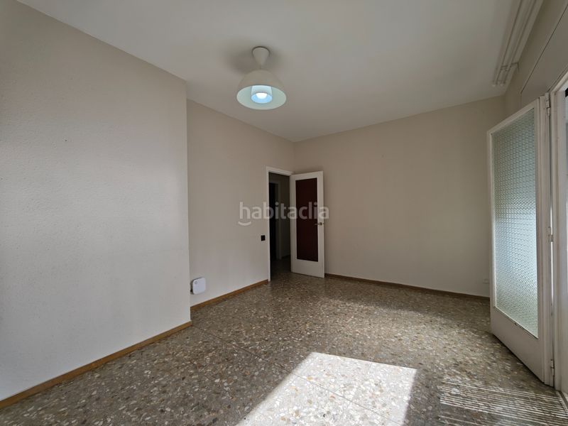 Foto 45b9959e-caff-461f-bd4b-85ca39b71d52. Pis a Centre Castelldefels