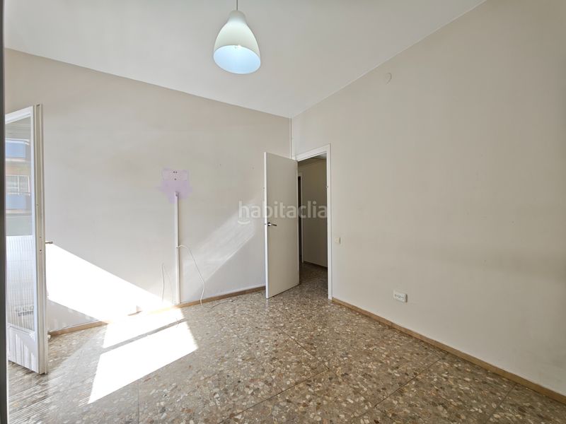 Foto 8a15a0de-18ef-4536-ba80-76ebb16d6f2f. Pis a Centre Castelldefels