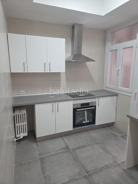 Foto a4de48e0-963a-4b82-8679-f2fa661b89fb. Alquiler piso en Arapiles Madrid