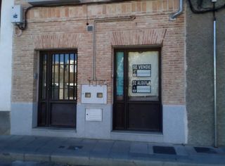 Local Comercial  Calle de los carde�as