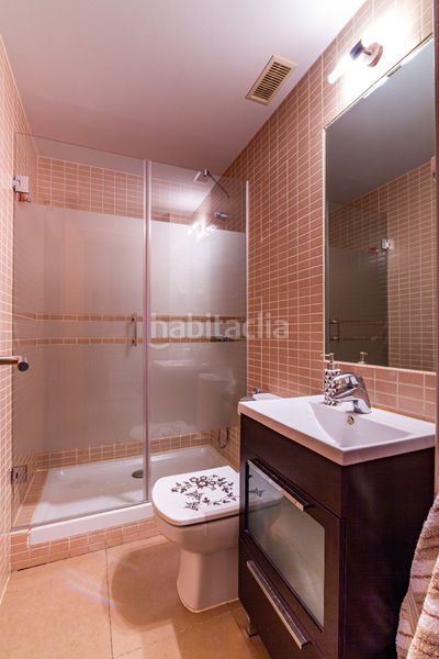 Foto b28e55aa-a1a4-435e-b863-5c22e9640611. Casa adossada amb calefacció aparcament piscina a Navalcarnero