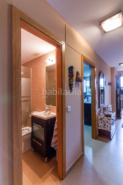 Foto f52048d5-b4ee-4c9e-b2f1-0cb21aa83f03. Casa adossada amb calefacció aparcament piscina a Navalcarnero