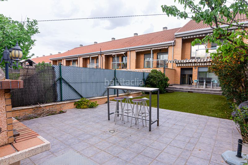 Foto 07d24e5b-dbfd-4d70-ad31-0b4298912069. Maison jumelée avec chauffage parking piscine dans La Dehesa - El Pinar Navalcarnero