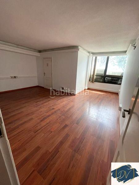 Foto 0fd4bf86-a68f-4886-8f17-a13d6bd21a79. Alquiler local comercial local en avenida francisco la roche, . en Santa Cruz de Tenerife