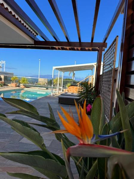 Foto 189a5b66-23a5-493c-92d9-8ecc2c8ae090. Lloguer casa amb piscina a Puerto de Santiago Santiago del Teide