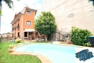 Casa  Doctor victoriano darias montesinos. Calle doctor victoriano darias montesinos, residencial anaga, sa