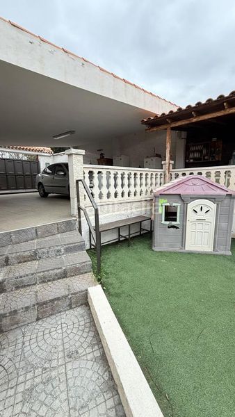 Foto 9f7b73f7-1283-4b92-b611-d727db05f19a. Casa amb aparcament a Araya Candelaria