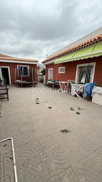 Foto fa99df2e-42d7-48d5-a07f-c889d8c0e462. Casa amb aparcament a Araya Candelaria