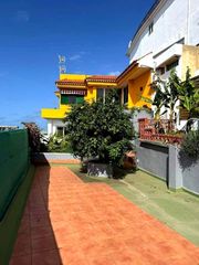 House  Lomo espigón. Calle lomo espigón, el sauzal, santa cruz de tenerife.