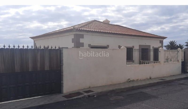 Foto cc0716b4-ff53-444b-ad46-663fc8233820. Casa a Araya Candelaria