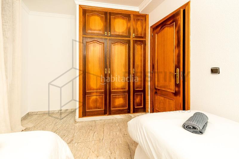 Foto 0bc8dffc-f1d8-4923-a81a-e86832628d37. Dúplex espectacular vivienda en ubicacion privilegiada a pocos metros del mar en Oliva (La)