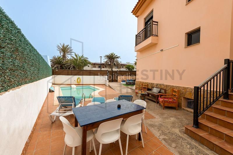 Foto 1738ac60-a709-4286-8d1b-d2d0c29402eb. Dúplex espectacular vivienda en ubicacion privilegiada a pocos metros del mar en Oliva (La)
