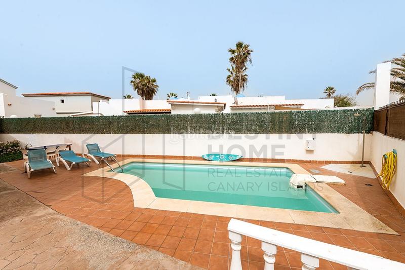 Foto 9156cc13-4a4a-4e56-beaa-dc15454aeeff. Dúplex espectacular vivienda en ubicacion privilegiada a pocos metros del mar en Oliva (La)