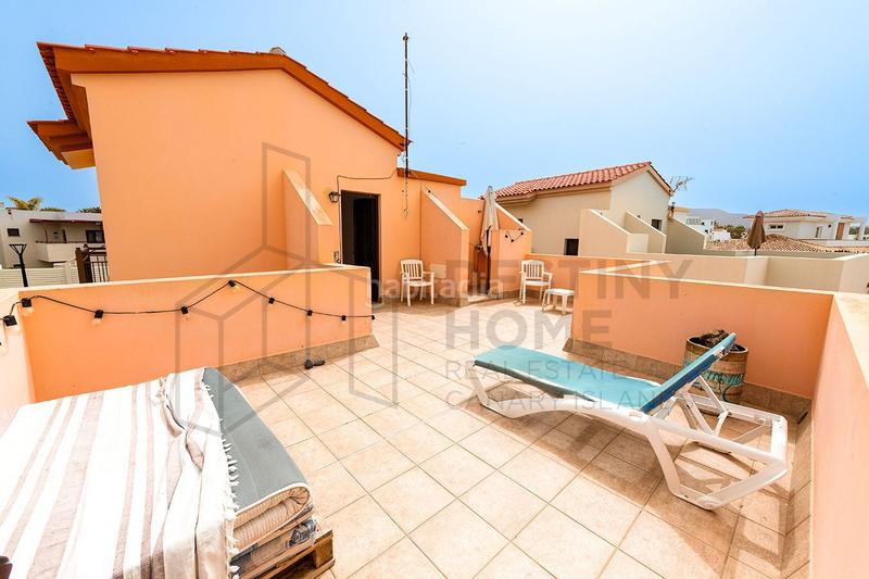 Foto 93f88a18-44b3-41eb-a15d-12d4c469419b. Dúplex espectacular vivienda en ubicacion privilegiada a pocos metros del mar en Oliva (La)