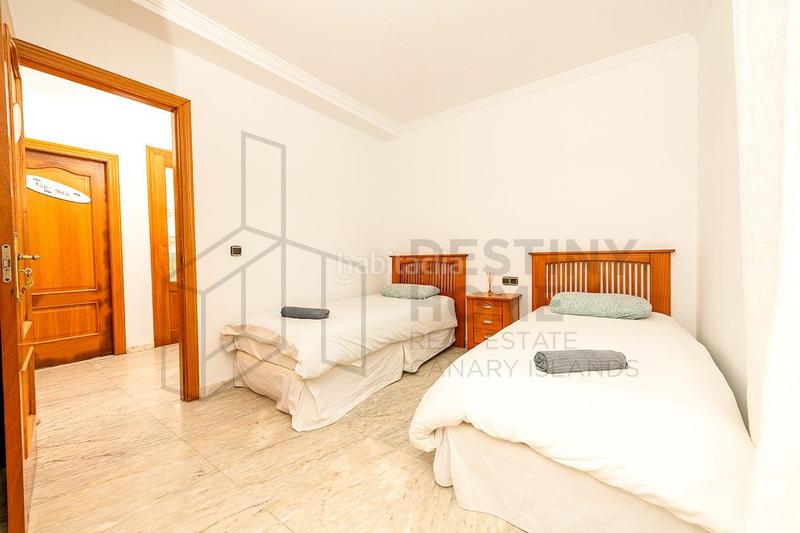 Foto bce46dbe-c4e3-48ad-9ce0-a09b1135826e. Dúplex espectacular vivienda en ubicacion privilegiada a pocos metros del mar en Oliva (La)