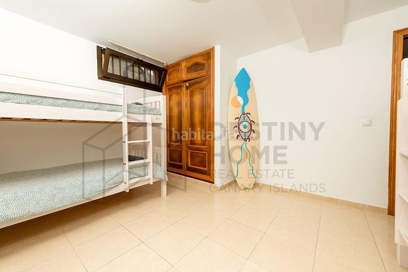 Foto d8d97567-137e-44e6-a159-e2dde53646af. Dúplex espectacular vivienda en ubicacion privilegiada a pocos metros del mar en Oliva (La)