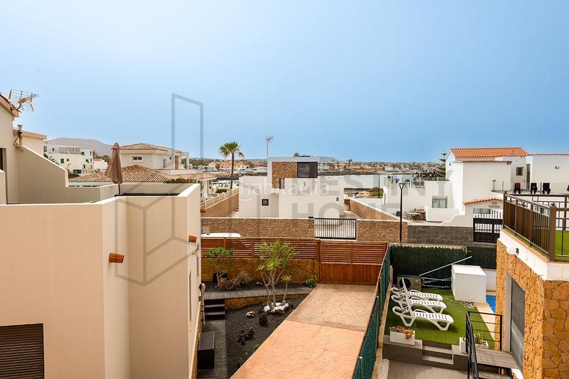 Foto ddfc4151-5c38-43d6-a6ee-52bb4e5ae573. Dúplex espectacular vivienda en ubicacion privilegiada a pocos metros del mar en Oliva (La)