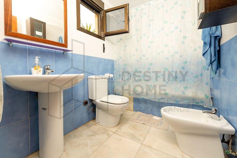 Foto f8b1a200-a9b3-4952-ab60-30fc394c29e6. Dúplex espectacular vivienda en ubicacion privilegiada a pocos metros del mar en Oliva (La)