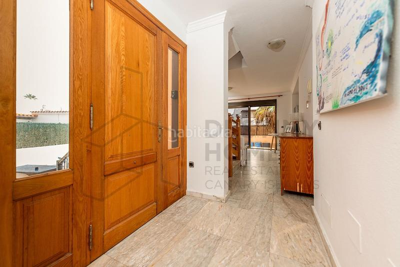 Foto fe6631f3-8604-4867-927d-d279c0d29f94. Dúplex espectacular vivienda en ubicacion privilegiada a pocos metros del mar en Oliva (La)