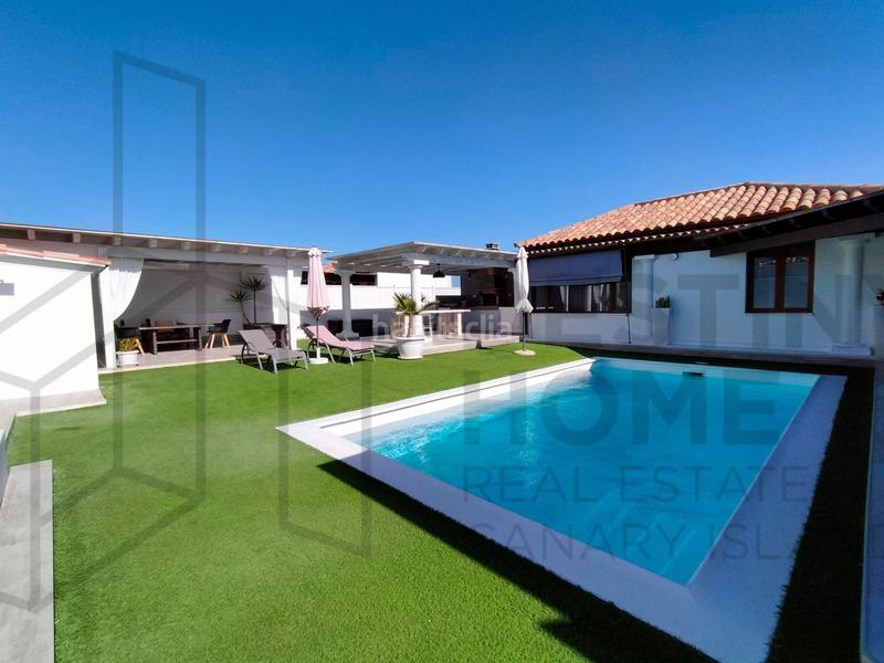 Foto 682f6bf2-466c-46d6-88f6-361d91860af5. Chalet exclusiva villa de lujo con piscina en Corralejo en Oliva (La)