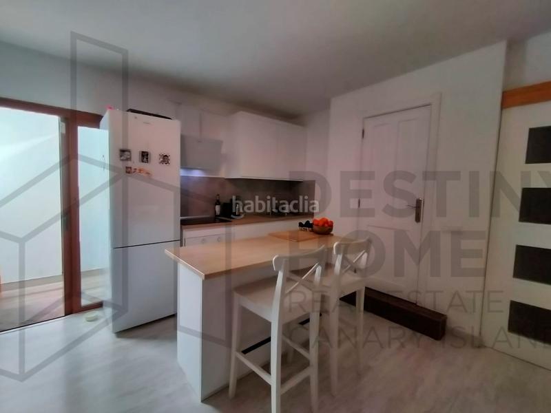 Foto e0a7e519-fddf-41db-af17-0cece4d9a552. Chalet exclusiva villa de lujo con piscina en Corralejo en Oliva (La)