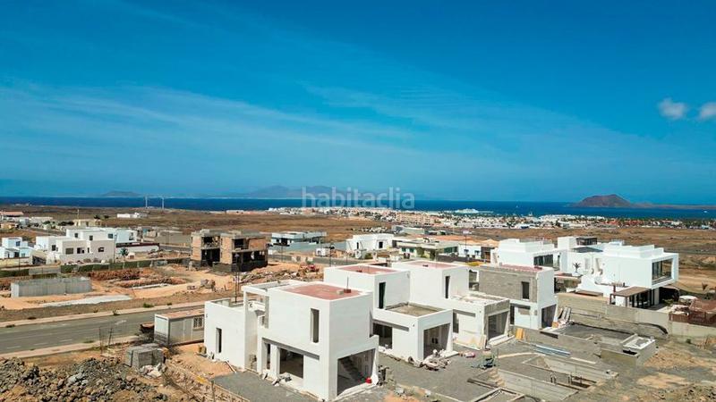 Foto ce6fc4ab-5ac8-4f50-8b39-8ecbb6ecf5ea. Casa promocion de obra nueva en Corralejo en Corralejo Oliva (La)