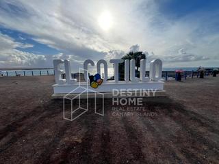 Business premise  Requena. Espectacular local comercial en venta en la mejor zona de el cot