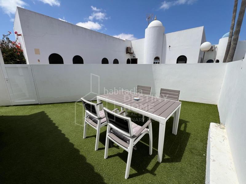 Foto 3b6ea83b-8138-4474-a18d-4af8fd38324e. Casa espectacular chalet de 3 dormitorios en venta con vistas al mar en Oliva (La)